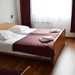 Hotel Monika