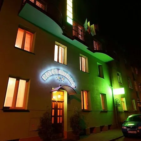 Hotell Monika 2*